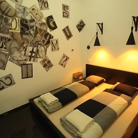 Apartment Timber Town